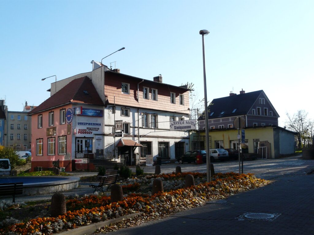 Dzierżoniów — zabytkowa architektura miasta